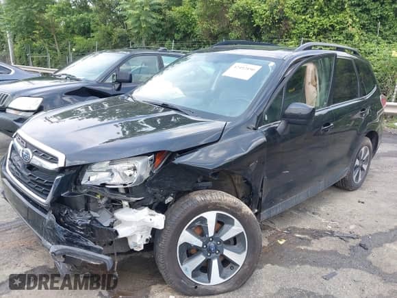 2017 Subaru Forester Limited with VIN JF2SJAJC7HH504600, listed as a IAAI auction lot 42492890 with 130,925 mi miles and . Bid and sale history available at DreamBid. Image 2.