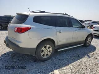 ✅ 2011 Chevrolet Traverse 2LT • VIN: 1GNKRJED7BJ126540 • Lot: 69260834. Wystawiony na Copart z przebiegiem Nie podano. Bezpłatny archiwum sprzedaży aukcyjnych z USA i szczegółowy raport historii pojazdu na DreamBid. Zdjęcie 3.