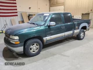 ✅ 2001 Chevrolet Silverado 1500 LS • VIN: 2GCEK19V611315377 • Лот: 87727255. Опубликован ранее на Copart с пробегом 365 399 миль. Бесплатный доступ к архиву аукционных продаж из США и подробный отчёт об истории автомобиля на DreamBid. Изображение 1.