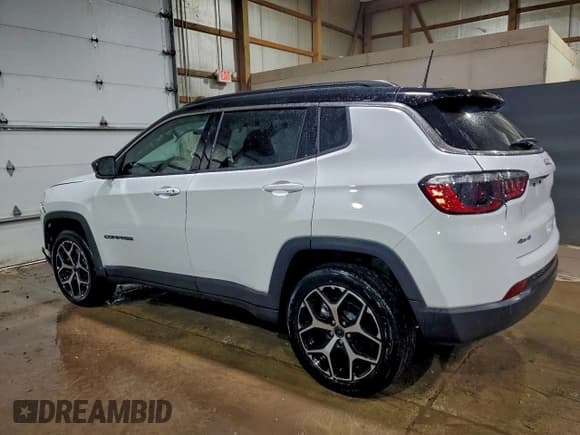 ✅ 2025 Jeep Compass Limited • VIN: 3C4NJDCN8ST624846 • Lot: 94930285. Listed on Copart with 3,259 mi. Free auction sales archive from the USA and detailed vehicle history report at DreamBid. Image 2.