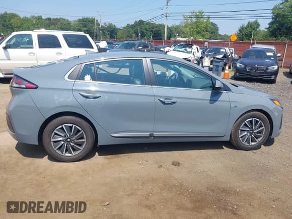✅ 2020 Hyundai Ioniq Limited • VIN: KMHC85LJ3LU061293 • Lot: 43004895. Listed on IAAI with 56,437 mi. Free auction sales archive from the USA and detailed vehicle history report at DreamBid. Image 13.