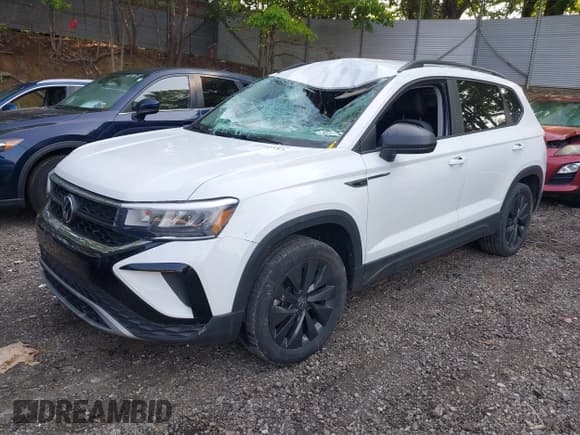 ✅ 2022 Volkswagen Taos S • VIN: 3VVMX7B21NM055390 • Лот: 42392357. Опубликован ранее на IAAI с пробегом 64 677 миль. Бесплатный доступ к архиву аукционных продаж из США и подробный отчёт об истории автомобиля на DreamBid. Изображение 17.