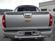 ✅ 2013 Chevrolet Avalanche LS • VIN: 3GNMCEE05DG377401 • Lot: 42789451. Listed on IAAI with 48,512 mi. Free auction sales archive from the USA and detailed vehicle history report at DreamBid. Image 16.