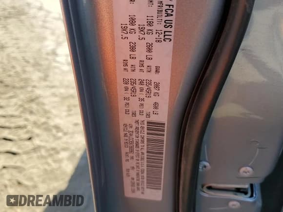 ✅ 2019 Jeep Compass Limited • VIN: 3C4NJDCB5KT669961 • Lot: 82375945. Listed on Copart with 60,233 mi. Free auction sales archive from the USA and detailed vehicle history report at DreamBid. Image 14.