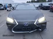 ✅ 2021 Lexus ES 300h Luxury • VIN: 58AEA1C13MU010134 • Lot: 44744175. Listed on Copart with 177,938 mi. Free auction sales archive from the USA and detailed vehicle history report at DreamBid. Image 5.