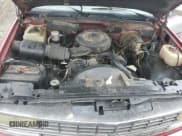 ✅ 1992 Chevrolet Silverado 1500 • VIN: 1GCEC14K7NZ157879 • Lot: 85549245. Wystawiony na Copart z przebiegiem 318 109 mil. Bezpłatny archiwum sprzedaży aukcyjnych z USA i szczegółowy raport historii pojazdu na DreamBid. Zdjęcie 11.