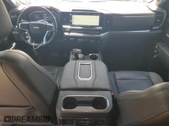 ✅ 2022 Chevrolet Silverado 1500 LTZ • VIN: 1GCUDGED4NZ572816 • Lot: 63283775. Wystawiony na Copart z przebiegiem 96 793 mil. Bezpłatny archiwum sprzedaży aukcyjnych z USA i szczegółowy raport historii pojazdu na DreamBid. Zdjęcie 8.