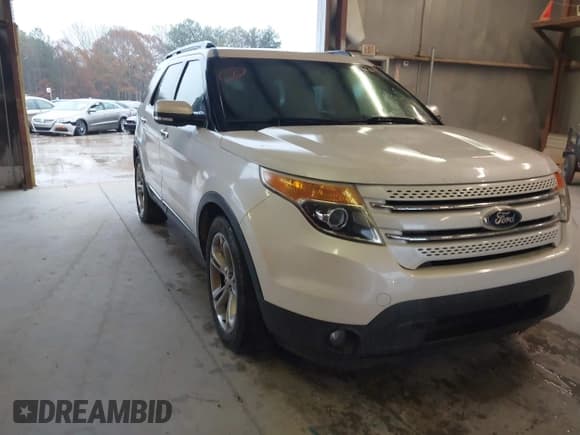 ✅ 2015 Ford Explorer Limited • VIN: 1FM5K7F83FGB60908 • Lot: 43670547. Wystawiony na IAAI z przebiegiem 159 674 mil. Bezpłatny archiwum sprzedaży aukcyjnych z USA i szczegółowy raport historii pojazdu na DreamBid. Zdjęcie 1.