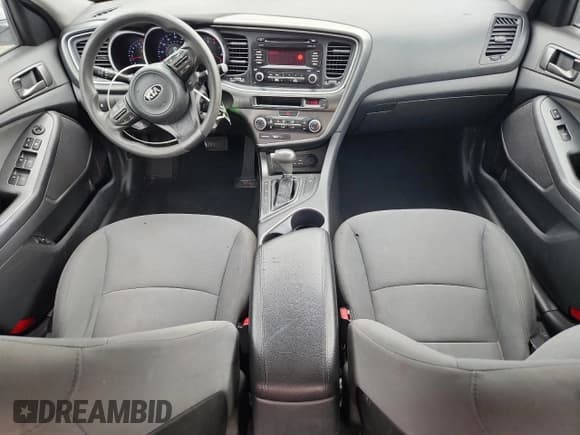 ✅ 2015 Kia Optima LX • VIN: KNAGM4A7XF5586964 • Lot: 81842715. Wystawiony na Copart z przebiegiem 158 145 mil. Bezpłatny archiwum sprzedaży aukcyjnych z USA i szczegółowy raport historii pojazdu na DreamBid. Zdjęcie 8.