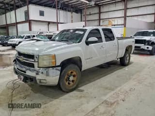 ✅ 2008 Chevrolet Silverado 2500HD LTZ • VIN: 1GCHK23678F193619 • Lot: 92882725. Wystawiony na Copart z przebiegiem 348 496 mil. Bezpłatny archiwum sprzedaży aukcyjnych z USA i szczegółowy raport historii pojazdu na DreamBid. Zdjęcie 1.