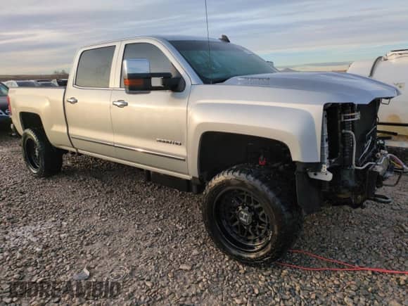 2015 Chevrolet Silverado 3500HD LTZ с VIN 1GC4K0E82FF634054, выставлен на аукционе Copart как лот 85249714 с пробегом 121 703 миль миль и Списание • Salvage title. История ставок и продаж доступна на DreamBid. Изображение 4.