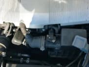 ✅ 2018 Toyota Prius Two • VIN: JTDKARFU9J3054742 • Lot: 41641032. Wystawiony na IAAI z przebiegiem 209 986 mil. Bezpłatny archiwum sprzedaży aukcyjnych z USA i szczegółowy raport historii pojazdu na DreamBid. Zdjęcie 20.