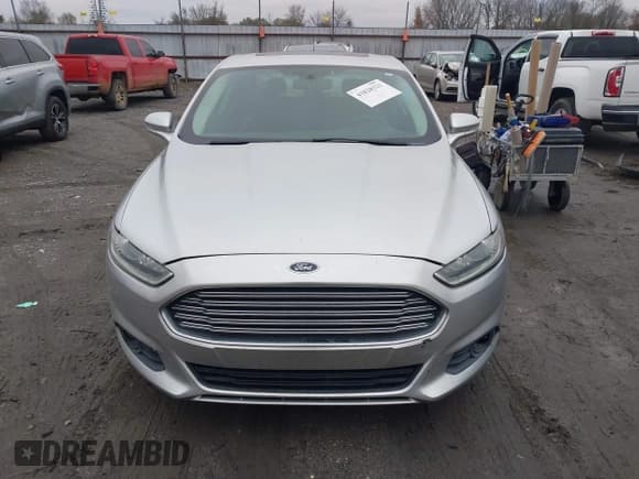 ✅ 2016 Ford Fusion SE • VIN: 3FA6P0H91GR155925 • Lot: 43828321. Listed on IAAI with 245,423 mi. Free auction sales archive from the USA and detailed vehicle history report at DreamBid. Image 12.