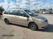 2005 Toyota Sienna LE z VIN 5TDZA23C65S279318, wystawiony jako IAAI lot #43482518 z przebiegiem 214 159 mil mil oraz . Historia ofert i sprzedaży dostępna na DreamBid. Obrazek 6.