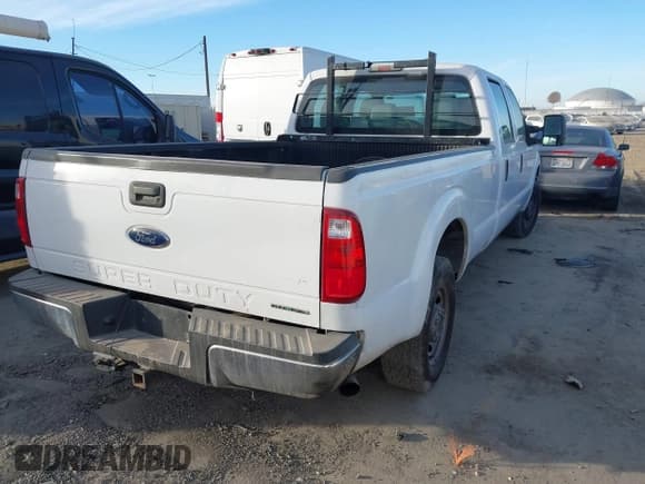 ✅ 2015 Ford F-250 XL • VIN: 1FT7W2A65FED67645 • Lot: 41366127. Listed on IAAI with 112,056 mi. Free auction sales archive from the USA and detailed vehicle history report at DreamBid. Image 4.
