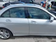 ✅ 2014 Mercedes-Benz C 250 Sport • VIN: WDDGF4HB1EA951907 • Lot: 42580563. Wystawiony na IAAI z przebiegiem 51 592 mil. Bezpłatny archiwum sprzedaży aukcyjnych z USA i szczegółowy raport historii pojazdu na DreamBid. Zdjęcie 14.