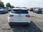 ✅ 2019 Jeep Compass Latitude • VIN: 3C4NJDBB8KT741852 • Лот: 43222292. Опубликован ранее на IAAI с пробегом 51 303 миль. Бесплатный доступ к архиву аукционных продаж из США и подробный отчёт об истории автомобиля на DreamBid. Изображение 16.