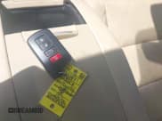 ✅ 2017 Toyota Highlander XLE • VIN: 5TDJZRFHXHS417436 • Lot: 43168533. Wystawiony na IAAI z przebiegiem 130 729 mil. Bezpłatny archiwum sprzedaży aukcyjnych z USA i szczegółowy raport historii pojazdu na DreamBid. Zdjęcie 11.