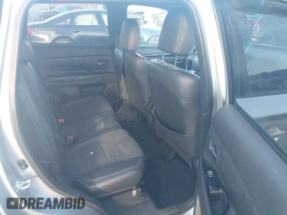 2019 Mitsubishi Outlander ES with VIN JA4AZ3A38KZ025189, listed as a IAAI auction lot 43521258 with 108,689 mi miles and . Bid and sale history available at DreamBid. Image 8.