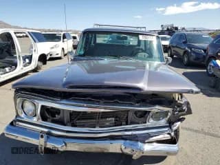 ✅ 1976 Jeep Grand Wagoneer • VIN: J6A15MZ101311 • Lot: 72651174. Wystawiony na Copart z przebiegiem 21 074 mil. Bezpłatny archiwum sprzedaży aukcyjnych z USA i szczegółowy raport historii pojazdu na DreamBid. Zdjęcie 5.