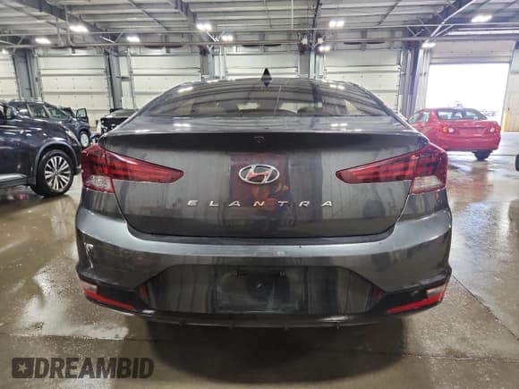 ✅ 2020 Hyundai Elantra SEL • VIN: 5NPD84LF4LH564789 • Lot: 80316585. Listed on Copart with 70,056 mi. Free auction sales archive from the USA and detailed vehicle history report at DreamBid. Image 6.