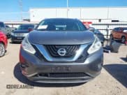 ✅ 2017 Nissan Murano Platinum • VIN: 5N1AZ2MG2HN140770 • Lot: 41645332. Wystawiony na IAAI z przebiegiem 128 082 mil. Bezpłatny archiwum sprzedaży aukcyjnych z USA i szczegółowy raport historii pojazdu na DreamBid. Zdjęcie 12.