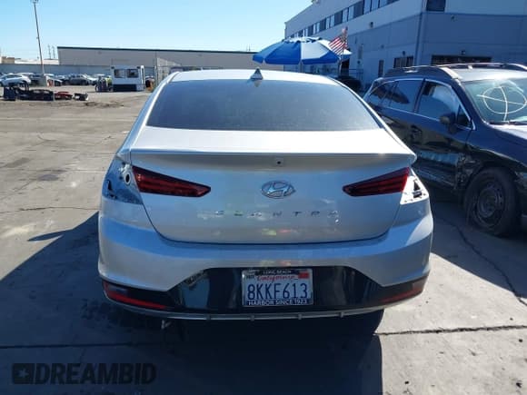 ✅ 2019 Hyundai Elantra SEL • VIN: 5NPD84LF2KH491422 • Lot: 43437715. Listed on IAAI with 83,027 mi. Free auction sales archive from the USA and detailed vehicle history report at DreamBid. Image 16.