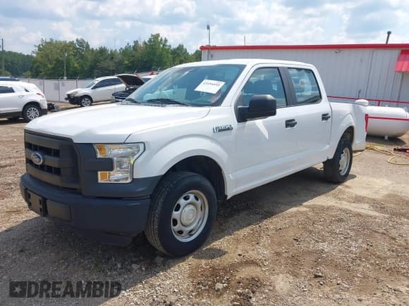 ✅ 2016 Ford F-150 XLT • VIN: 1FTEW1C81GFB63923 • Lot: 43194555. Listed on IAAI with 109,671 mi. Free auction sales archive from the USA and detailed vehicle history report at DreamBid. Image 20.