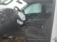 ✅ 2021 GMC Sierra 1500 • VIN: 3GTU9AEF4MG269064 • Lot: 93192555. Wystawiony na Copart z przebiegiem 126 138 mil. Bezpłatny archiwum sprzedaży aukcyjnych z USA i szczegółowy raport historii pojazdu na DreamBid. Zdjęcie 7.