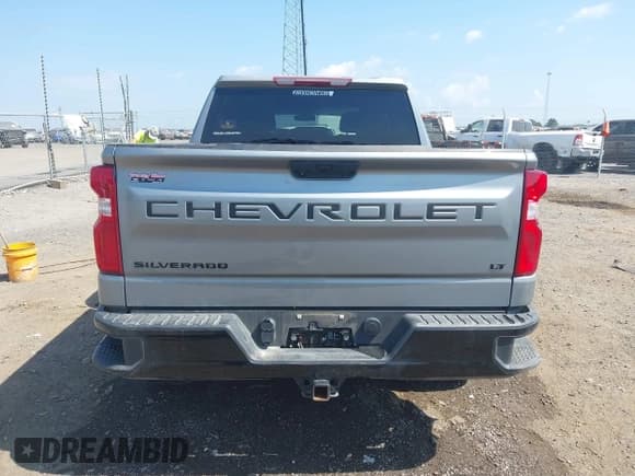 ✅ 2023 Chevrolet Silverado 1500 LT Trail Boss • VIN: 3GCPDFEK8PG150461 • Lot: 42816422. Wystawiony na IAAI z przebiegiem 50 988 mil. Bezpłatny archiwum sprzedaży aukcyjnych z USA i szczegółowy raport historii pojazdu na DreamBid. Zdjęcie 17.