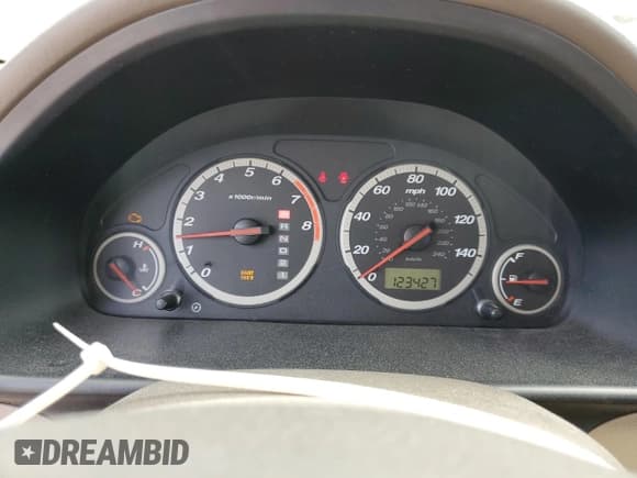 ✅ 2006 Honda CR-V LX • VIN: JHLRD68556C011956 • Lot: 92381125. Wystawiony na Copart z przebiegiem 123 427 mil. Bezpłatny archiwum sprzedaży aukcyjnych z USA i szczegółowy raport historii pojazdu na DreamBid. Zdjęcie 9.