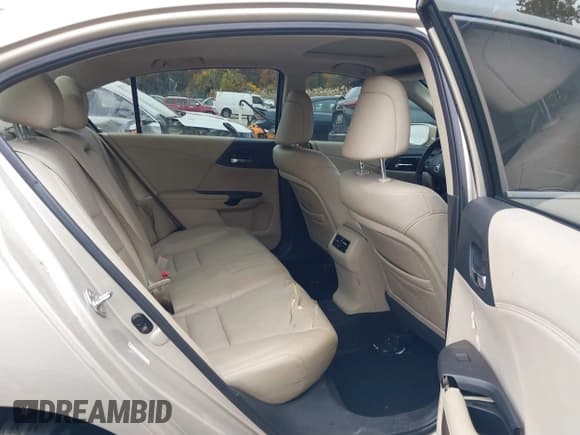 ✅ 2014 Honda Accord EX-L • VIN: 1HGCR3F89EA010112 • Lot: 43586051. Listed on IAAI with 96,316 mi. Free auction sales archive from the USA and detailed vehicle history report at DreamBid. Image 8.