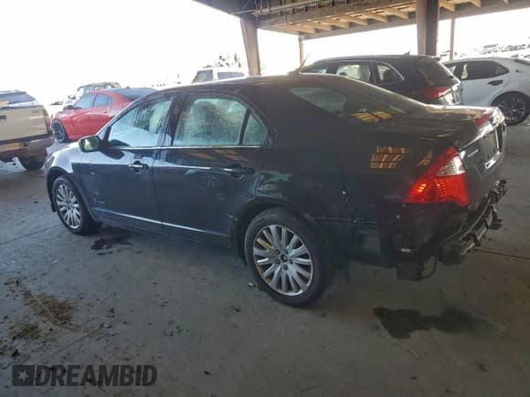 ✅ 2010 Ford Fusion Hybrid • VIN: 3FADP0L30AR133285 • Лот: 94795225. Опубликован ранее на Copart с пробегом 63 801 миль. Бесплатный доступ к архиву аукционных продаж из США и подробный отчёт об истории автомобиля на DreamBid. Изображение 2.
