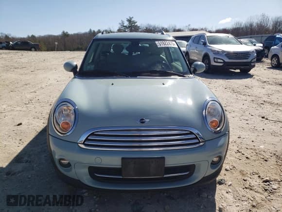 ✅ 2013 MINI Clubman • VIN: WMWZF3C58DT489635 • Lot: 51922425. Listed on Copart with 79,642 mi. Free auction sales archive from the USA and detailed vehicle history report at DreamBid. Image 5.