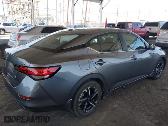 ✅ 2024 Nissan Sentra SV • VIN: 3N1AB8CV2RY357092 • Lot: 42214269. Listed on IAAI with 8,737 mi. Free auction sales archive from the USA and detailed vehicle history report at DreamBid. Image 4.