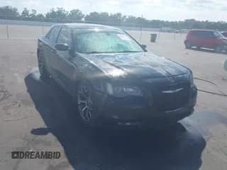 ✅ 2015 Chrysler 300 S • VIN: 2C3CCABGXFH830630 • Лот: 43518712. Опубликован ранее на IAAI с пробегом 225 707 миль. Бесплатный доступ к архиву аукционных продаж из США и подробный отчёт об истории автомобиля на DreamBid. Изображение 1.