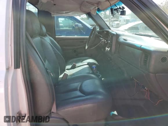 ✅ 2006 Chevrolet Silverado 1500 Work Truck • VIN: 3GCEC14V36G269204 • Лот: 77241544. Опубликован ранее на Copart с пробегом 250 493 миль. Бесплатный доступ к архиву аукционных продаж из США и подробный отчёт об истории автомобиля на DreamBid. Изображение 10.