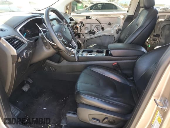 ✅ 2020 Ford Edge Titanium • VIN: 2FMPK4K92LBA72330 • Лот: 81680785. Опубликован ранее на Copart с пробегом 104 841 миль. Бесплатный доступ к архиву аукционных продаж из США и подробный отчёт об истории автомобиля на DreamBid. Изображение 7.