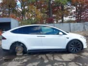✅ 2023 Tesla Model X Plaid • VIN: 7SAXCBE69PF376161 • Lot: 43607646. Wystawiony na IAAI z przebiegiem 15 929 mil. Bezpłatny archiwum sprzedaży aukcyjnych z USA i szczegółowy raport historii pojazdu na DreamBid. Zdjęcie 13.