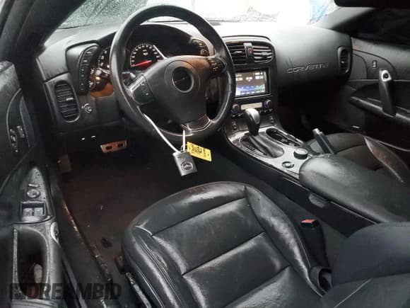 ✅ 2013 Chevrolet Corvette Grand Sport 3LT • VIN: 1G1YW2DW1D5107474 • Lot: 45371045. Listed on Copart with 71,367 mi. Free auction sales archive from the USA and detailed vehicle history report at DreamBid. Image 8.