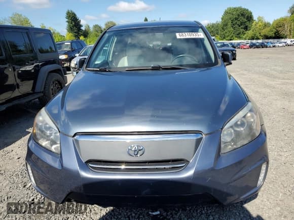 ✅ 2014 Toyota RAV4 • VIN: 2T3YL4DVXEW002526 • Lot: 68310935. Wystawiony na Copart z przebiegiem 99 149 mil. Bezpłatny archiwum sprzedaży aukcyjnych z USA i szczegółowy raport historii pojazdu na DreamBid. Zdjęcie 5.