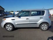 ✅ 2011 Kia Soul • VIN: KNDJT2A17B7265779 • Lot: 43257662. Wystawiony na IAAI z przebiegiem 296 229 mil. Bezpłatny archiwum sprzedaży aukcyjnych z USA i szczegółowy raport historii pojazdu na DreamBid. Zdjęcie 14.