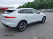 ✅ 2019 Jaguar F-Pace 25t Prestige • VIN: SADCK2GX3KA602396 • Lot: 42377936. Wystawiony na IAAI z przebiegiem 58 274 mil. Bezpłatny archiwum sprzedaży aukcyjnych z USA i szczegółowy raport historii pojazdu na DreamBid. Zdjęcie 4.