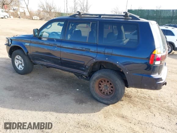 ✅ 2003 Mitsubishi Montero Sport XLS • VIN: JA4MT31R63J038364 • Lot: 41683134. Listed on IAAI with 171,504 mi. Free auction sales archive from the USA and detailed vehicle history report at DreamBid. Image 3.