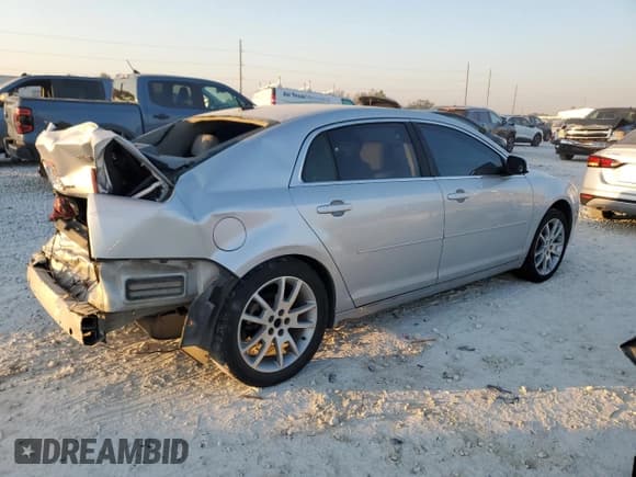 ✅ 2009 Chevrolet Malibu 1LT • VIN: 1G1ZH57B69F227636 • Lot: 75725774. Wystawiony na Copart z przebiegiem 227 326 mil. Bezpłatny archiwum sprzedaży aukcyjnych z USA i szczegółowy raport historii pojazdu na DreamBid. Zdjęcie 3.