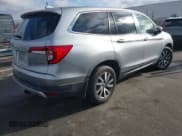 ✅ 2019 Honda Pilot EX-L • VIN: 5FNYF6H58KB092631 • Lot: 43802060. Listed on IAAI with 45,806 mi. Free auction sales archive from the USA and detailed vehicle history report at DreamBid. Image 4.