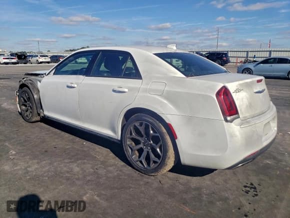 ✅ 2017 Chrysler 300 S • VIN: 2C3CCABGXHH552086 • Lot: 94802765. Listed on Copart with 151,112 mi. Free auction sales archive from the USA and detailed vehicle history report at DreamBid. Image 2.