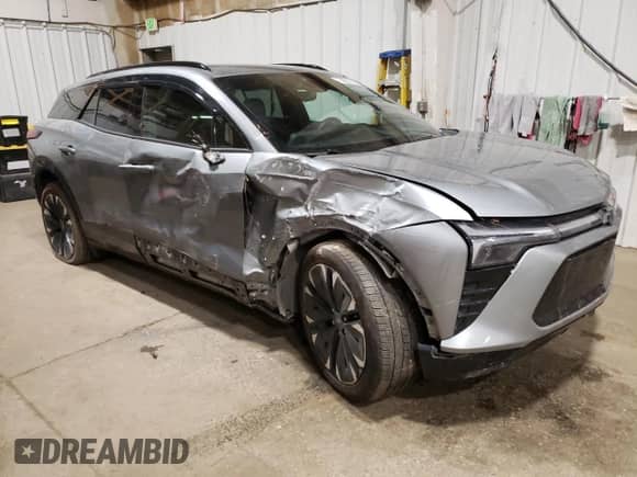 2024 Chevrolet Blazer EV eAWD RS z VIN 3GNKDCRJ8RS249637, wystawiony jako Copart lot #90114705 z przebiegiem 18 802 mil mil oraz Czysty tytuł • Clean title. Historia ofert i sprzedaży dostępna na DreamBid. Obrazek 4.