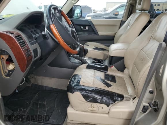 ✅ 2003 Mitsubishi Montero Limited • VIN: JA4NW51S63J019484 • Lot: 86089024. Wystawiony na Copart z przebiegiem Nie podano. Bezpłatny archiwum sprzedaży aukcyjnych z USA i szczegółowy raport historii pojazdu na DreamBid. Zdjęcie 7.