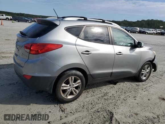 ✅ 2012 Hyundai Tucson GLS • VIN: KM8JU3AC1CU444399 • Lot: 70142214. Wystawiony na Copart z przebiegiem 116 038 mil mil. Skorzystaj z bezpłatnego archiwum sprzedaży aukcyjnych z USA i zobacz szczegółowy raport historii pojazdu na DreamBid. Zdjęcie 3.